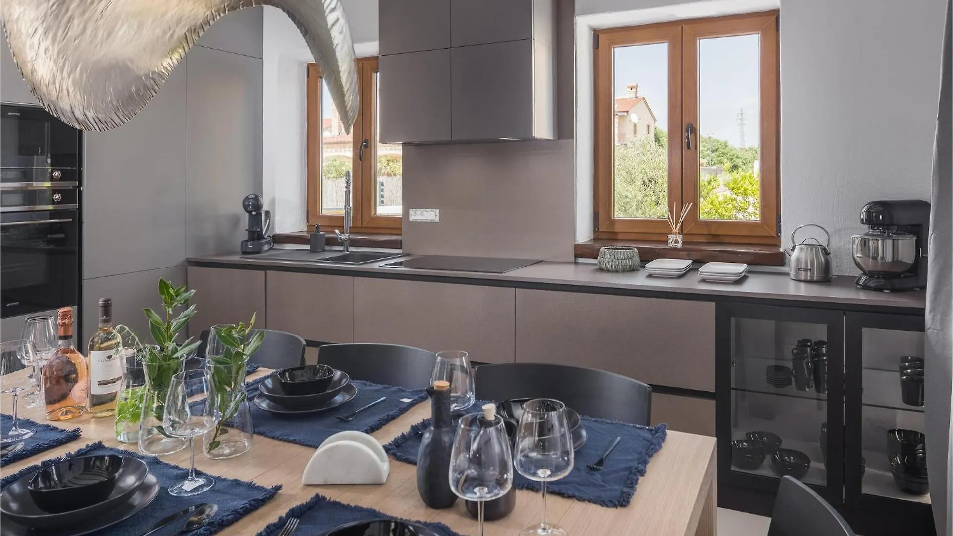 Amazing Home In Cabrunici With Jacuzzi Casa vacanze