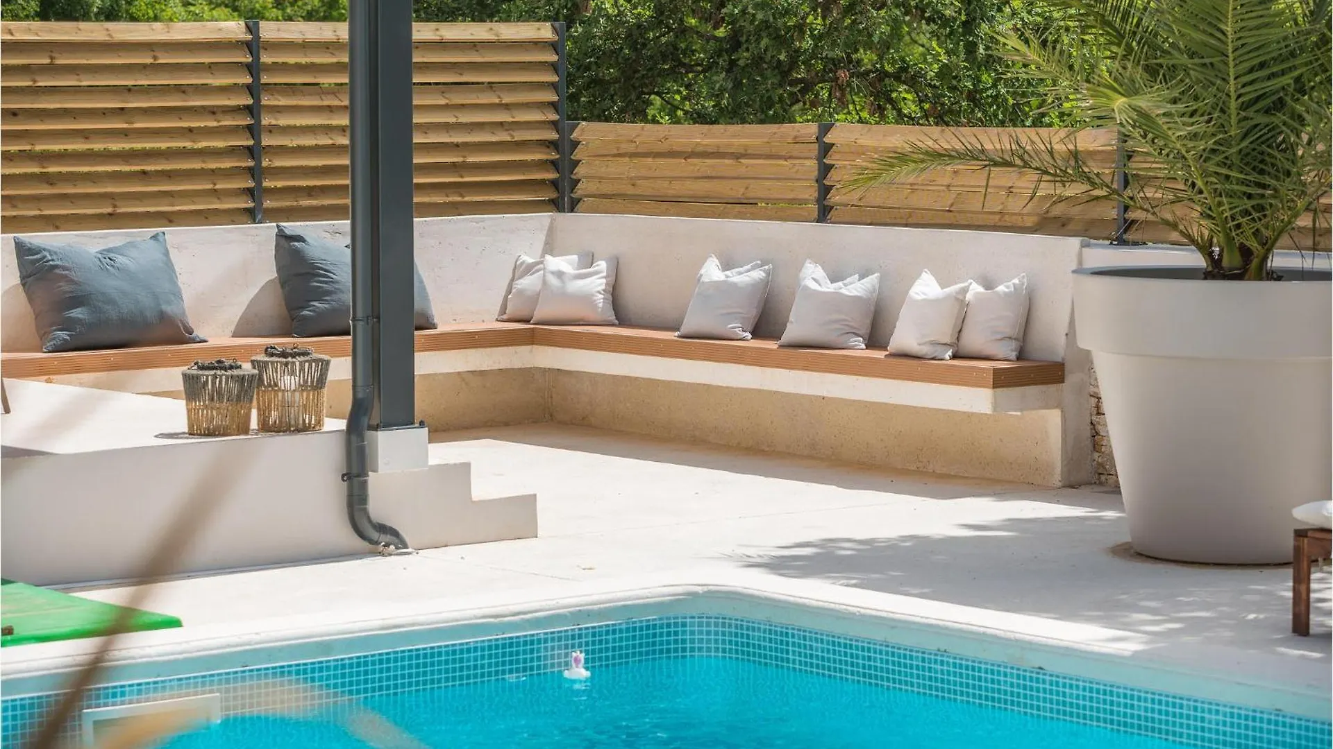 Amazing Home In Cabrunici With Jacuzzi 0*,  Croatia