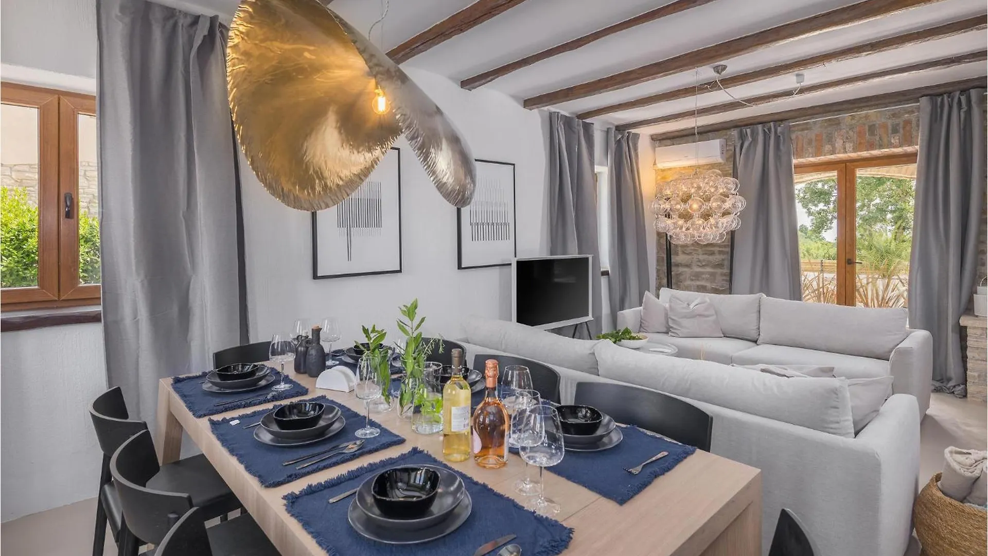 Amazing Home In Cabrunici With Jacuzzi Holiday home
